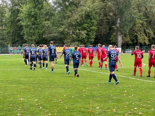 Orzeł Srebrzyszcze nadal przewodzi