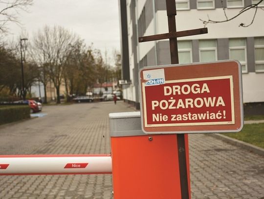 Parking przy akademiku zamknięty?