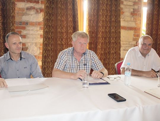 POrzucili partyjne listy wyborcze