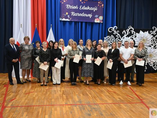 Pow. krasnostawski. Dzień Edukacji Narodowej w „Zetce” – czas podziękowań i wyróżnień [ZDJĘCIA]