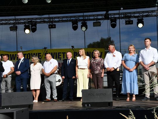 Pow. krasnostawski. Dziesięcioro rolników z odznakami „Zasłużony dla Rolnictwa” [GALERIA ZDJĘĆ]