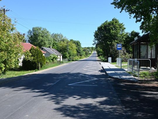 Pow. krasnostawski. Nowa droga w Krynicy gotowa. Rozbudowa kosztowała ponad 5,5 miliona