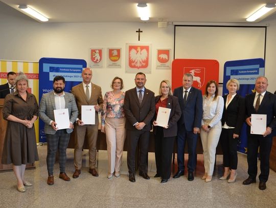 Pow. włodawski. Setki ton eternitu z azbestem znikną z gmin