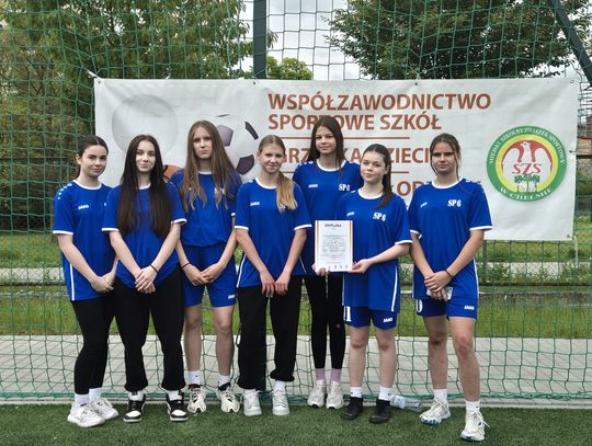 Powalczą w etapie rejonowym