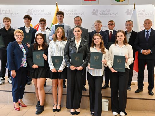 Powiat włodawski. Stypendia dla najzdolniejszych uczniów przyznane