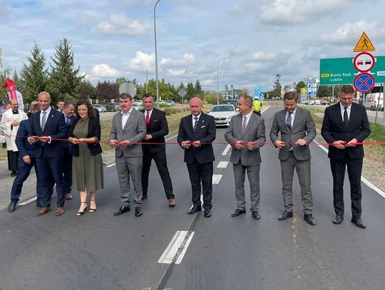 Powiat włodawski. Województwo wylało 5 km nowego asfaltu. Uroczyste otwarcie drogi