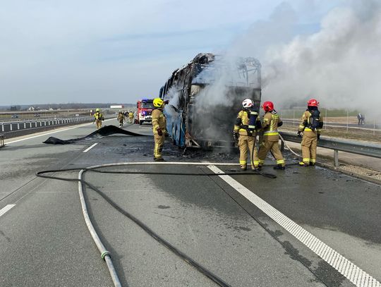 Pożar autokaru, którym jechała szkolna wycieczka