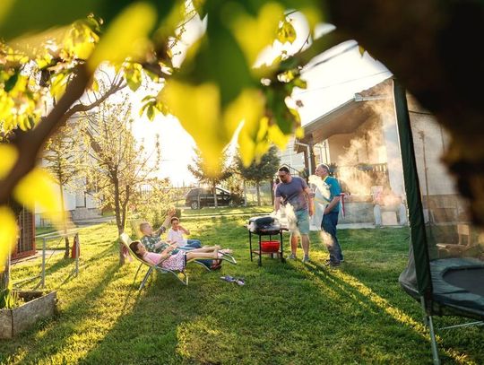 Prognoza pogody na majówkę. Słońce, opady, burze, zmienna temperatura