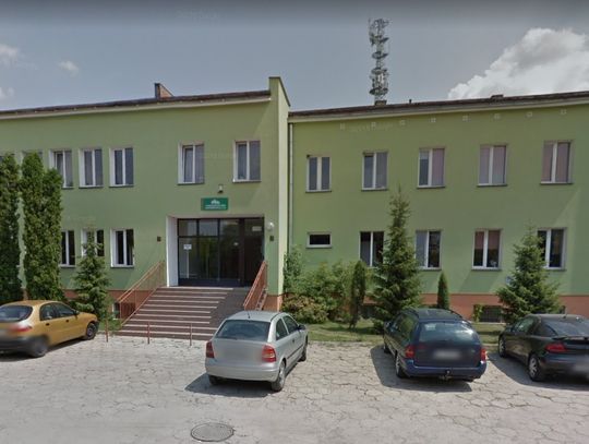 Rada dostała podwyżkę, choć PUM ma długi