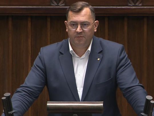 Region. Rząd uruchamia wsparcie dla rolników. 629 mln zł na pokrycie wiosennych strat W związku z dotkliwymi stratami spowodowanymi tegorocznymi przymrozkami wiosennymi, Ministerstwo Rolnictwa i Rozwoju Wsi uruchamia wielopoziomowy program pomocy dla poszkodowanych producentów rolnych. Podczas wystąpienia w sejmie minister Stefan Krajewski zapowiedział nie tylko doraźne wsparcie.
