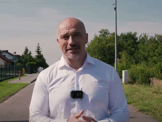 Sposób prowadzenia komunikacji samorządu w mediach społecznościowych stał się przedmiotem pytań radnej Henryki Wiśniewskiej. W interpelacji złożonej pod koniec sierpnia zwróciła się ona do burmistrza Gabriela Adamca z pytaniami, które dotyczyły osób przygotowujących materiały.