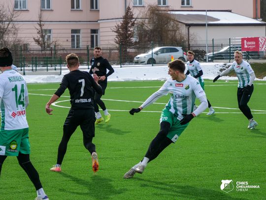 Remis tuż przed rewanżami