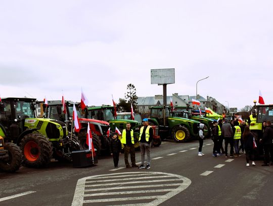 Rolnicy z powiatu włodawskiego blokowali ronda [GALERIA ZDJĘĆ]