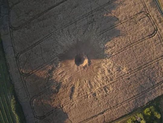 Z ustaleń wojskowych wynika, że pod Tarnawą-Kolonią spadła rakieta manewrująca Ch-101 pochodząca z najświeższej partii produkcyjnej. Pocisk wyposażony był w bojową głowicę oraz zaawansowany układ naprowadzania, niezwykle odporny na zakłócenia radioelektroniczne.
