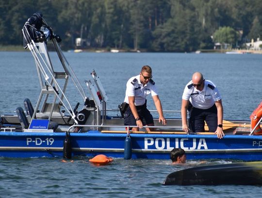 Sezon nad Jeziorem Białym bez utonięć. Budujące podsumowanie policji