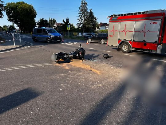 Siennica Nadolna. Motocykl zderzył się z osobówką. Ruch wahadłowy