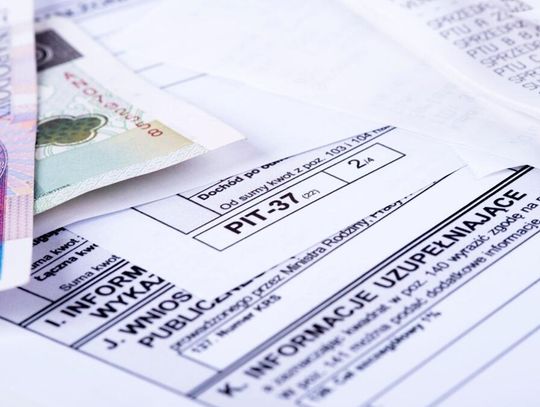 Skarbówka się cieszy. Polacy coraz chętniej korzystają z usługi Twój e-PIT