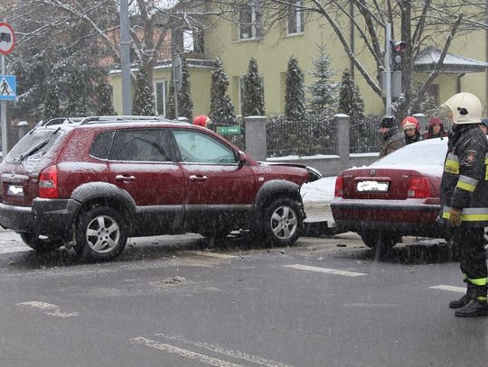 Ślisko na drogach! [VIDEO]