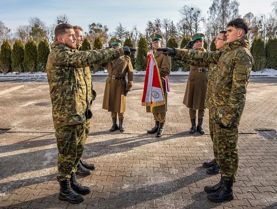 Ślubowanie nowo przyjętych funkcjonariuszy NOSG [GALERIA ZDJĘĆ]