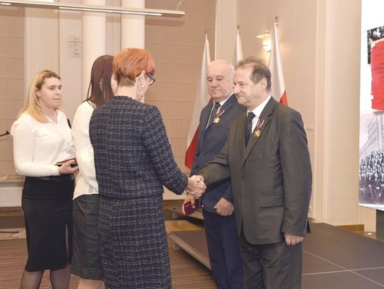 Społecznik z medalem