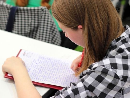 Sprawdź się w dyktandzie! | Super Tydzień