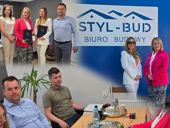 Kolaż zdjęć z podpisania umowy