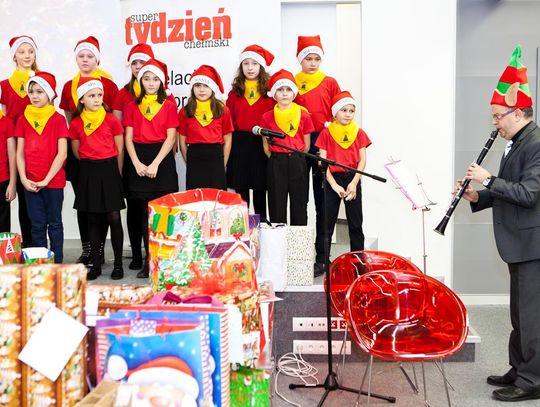 SUPER Mikołaje rozdali prezenty [VIDEO / ZDJĘCIA]