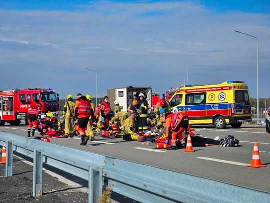 Ratowali poszkodowanych jadących autokarem. Zobaczcie symulację wypadku masowego [ZDJĘCIA]