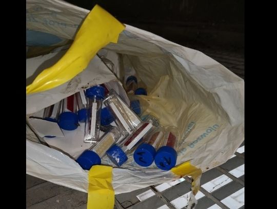 Tajemnicze próbki w odpadach komunalnych