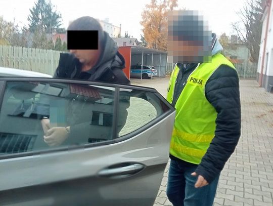 Policjanci terespolskiego komisariatu zatrzymali 43-letniego Białorusina, który podróżował ciężarówką, mając w organizmie ponad 2 promile alkoholu.