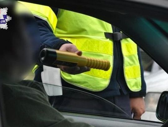 Trzech nietrzeźwych kierowców i dwie kolizje w powiecie chełmskim