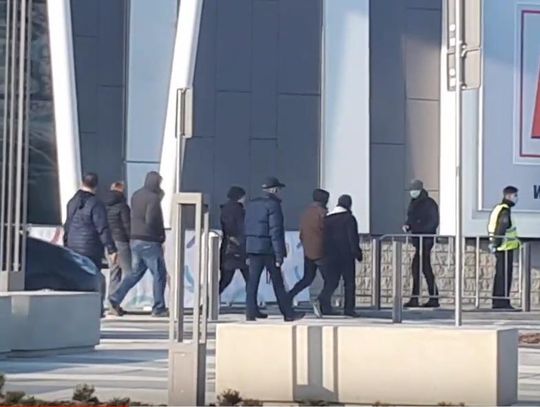 Tylko trzy sklepy i pralnia