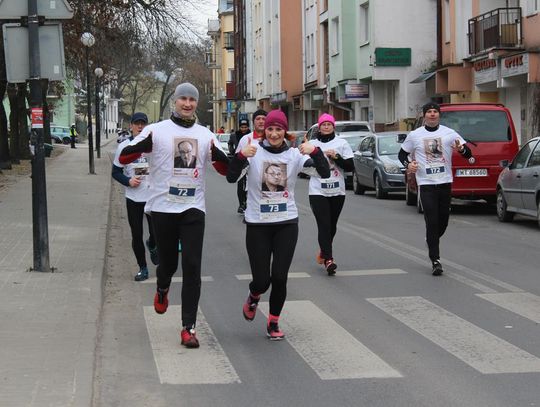 Uczcili pamięć Żołnierzy Wyklętych [GALERIA] | Super Tydzień