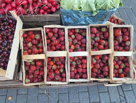 Uff, truskawki tanieją! Nie każdego to jednak cieszy