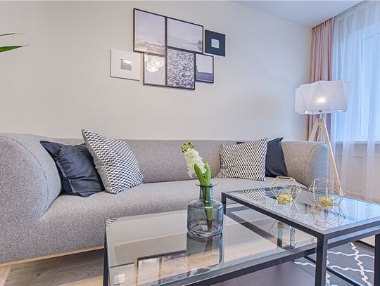 Urządzamy salon w stylu nowoczesnym - jak wybrać meble?