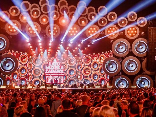 Wakacyjny koncert TVP2 w Kumowej Dolinie