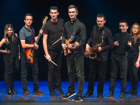 Wieczór Chwały w amfiteatrze