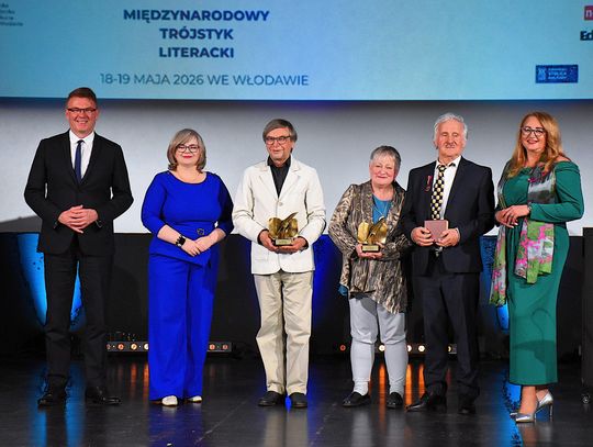 uhonorowani laurami i brązowym medalem