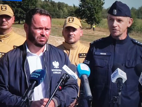 Wybuch na Lubelszczyźnie [WIDEO]. Minister MON mówi o dronach i sabotażu