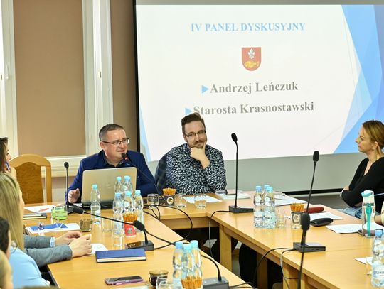 Urzędnicy debatowali w Krasnymstawie. "Mamy problemy z interpretacją przepisów"