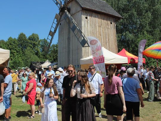 XXVIII Jarmark Holeński przyciągnął tłumy [GALERIA ZDJĘĆ]