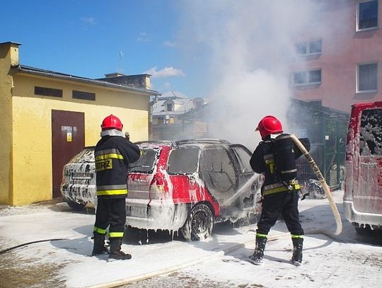 Z ostatniej chwili: Pożar auta w Krasnymstawie [video!!!]