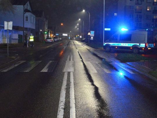 Tragedia na drodze. Potrącony 74-latek zmarł w szpitalu, kierowca ze strachu odjechał Tragedia na drodze. Potrącony 74-latek zmarł w szpitalu, kierowca ze strachu odjechał
