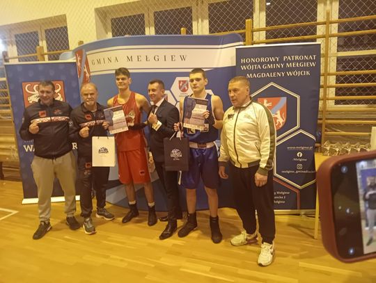 Zainaugurowali sezon medalem