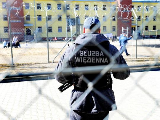 Strażnicy więzienni skazani. Na ich zmianie ze szpitala uciekł zabójca Bartłomiej B. Strażnicy więzienni skazani. Na ich zmianie ze szpitala uciekł zabójca Bartłomiej B.