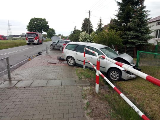 Zderzenie 3 aut. Droga wojewódzka 812 zablokowana