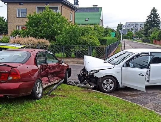 Zderzenie na skrzyżowaniu. Kierujący hyundaiem nie ustąpił pierwszeństwa