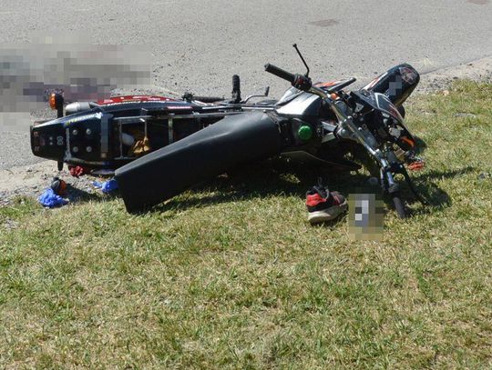 Zderzenie w Pokrówce. Ranny 15-letni motorowerzysta