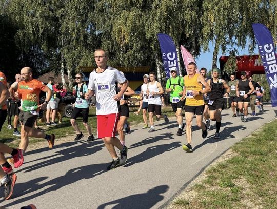 Zmierzą się w "żółwim" tempie