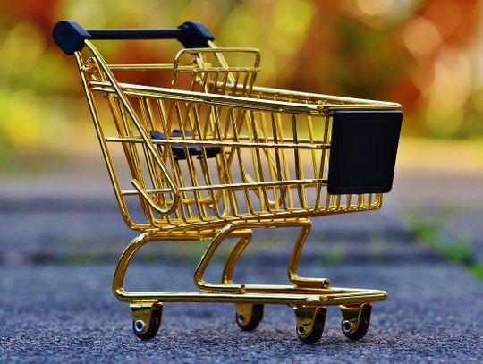 Zostawiła dziecko, poszła na zakupy